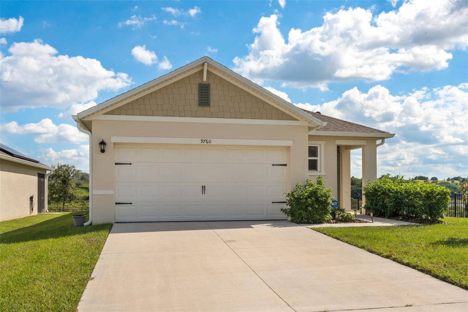 9760 BLACK WALNUT DRIVE, Clermont, FL 34715 9760 BLACK WALNUT DRIVE, Clermont, FL 34715