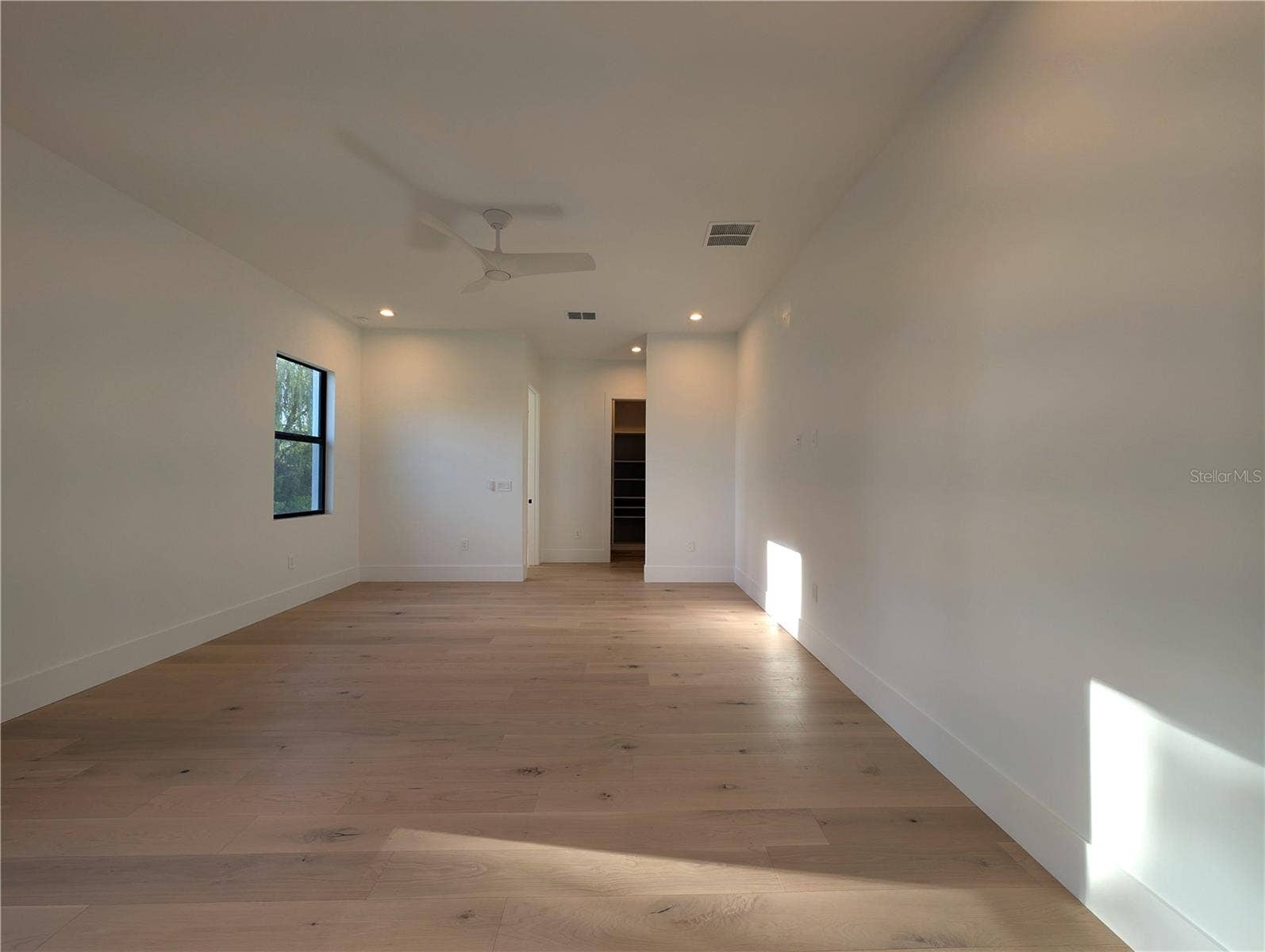 7240 LAKE WILLIS, Orlando, FL 32821 7240 LAKE WILLIS, Orlando, FL 32821