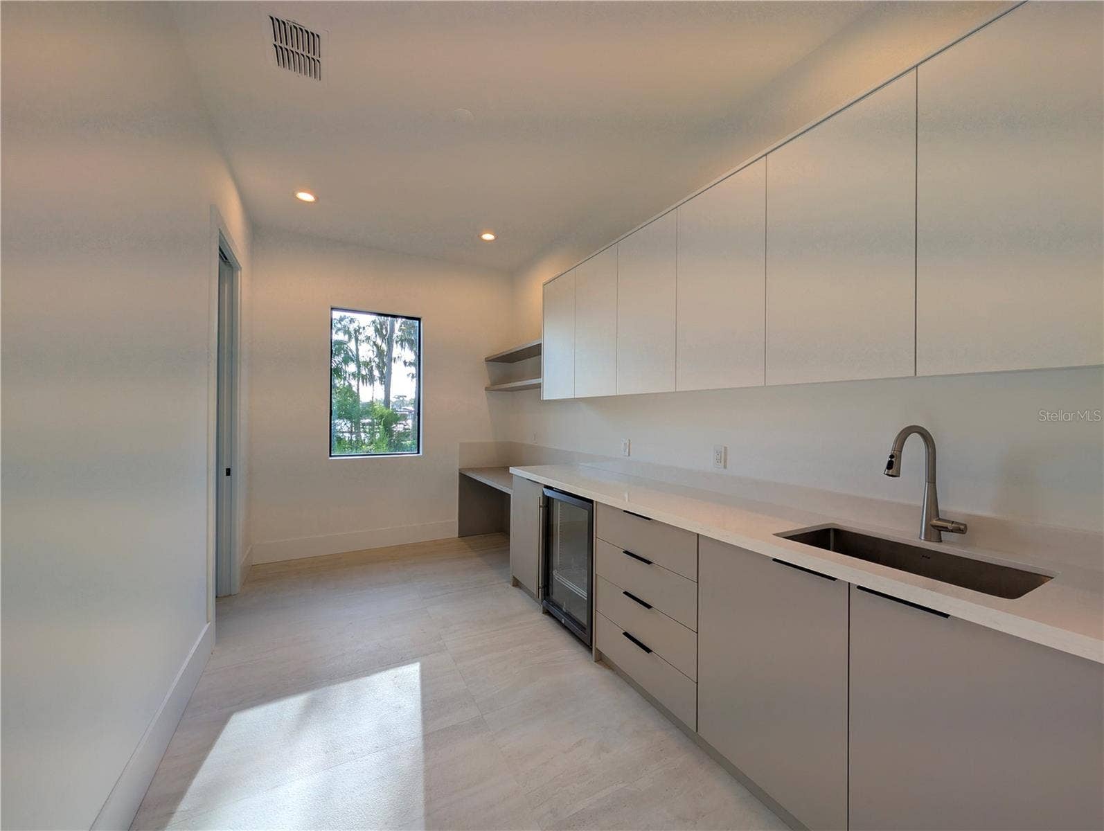 7240 LAKE WILLIS, Orlando, FL 32821 7240 LAKE WILLIS, Orlando, FL 32821
