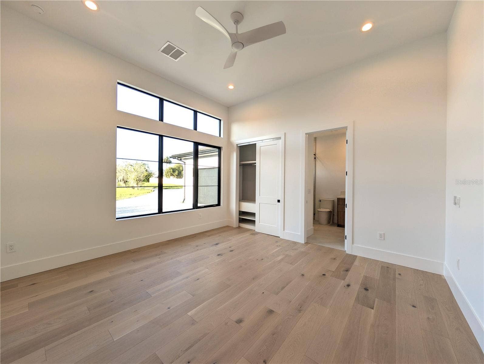 7240 LAKE WILLIS, Orlando, FL 32821 7240 LAKE WILLIS, Orlando, FL 32821