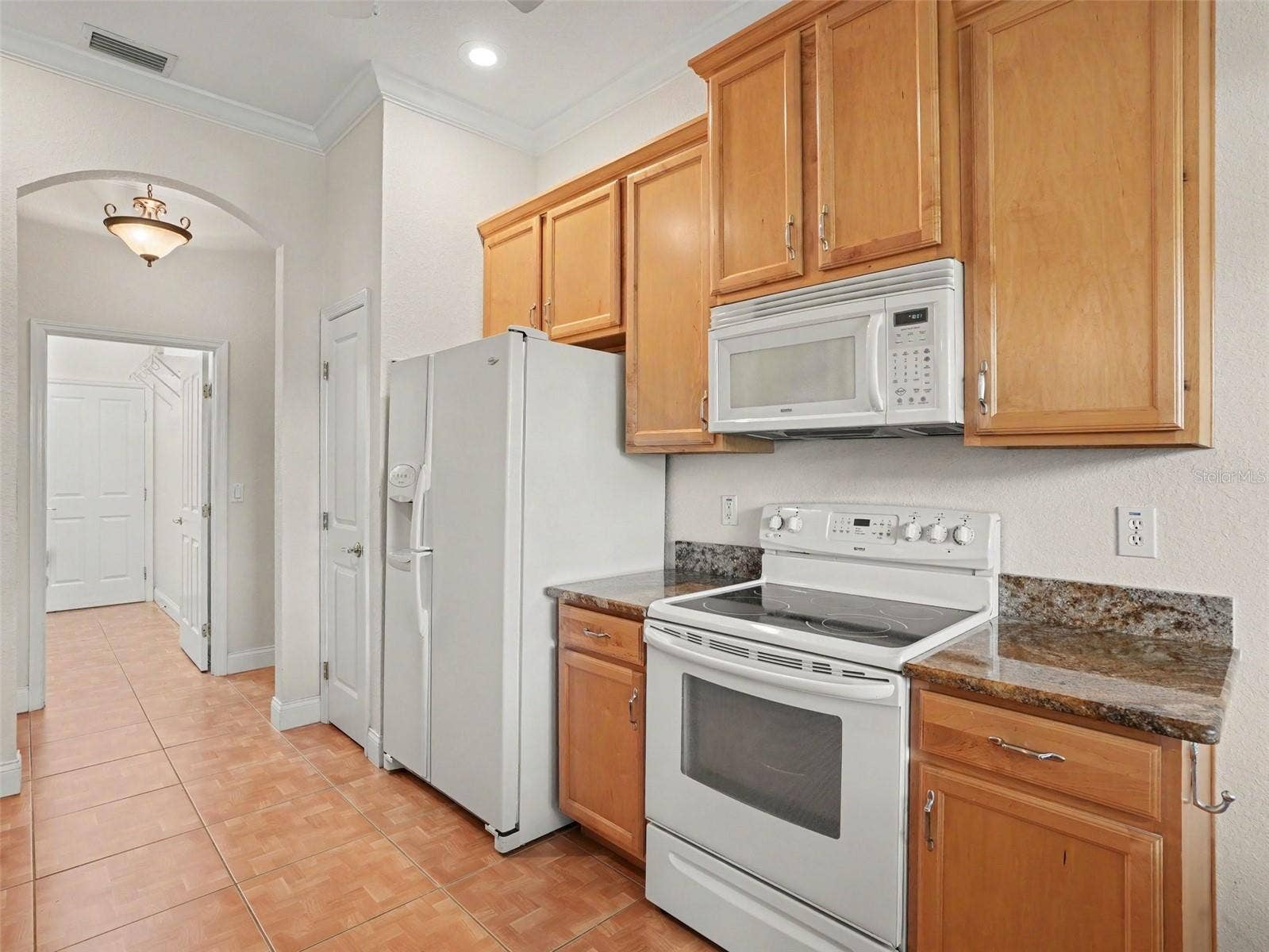 3575 REMINGTON OAKS PATH, Lakeland, FL 33810 3575 REMINGTON OAKS PATH, Lakeland, FL 33810