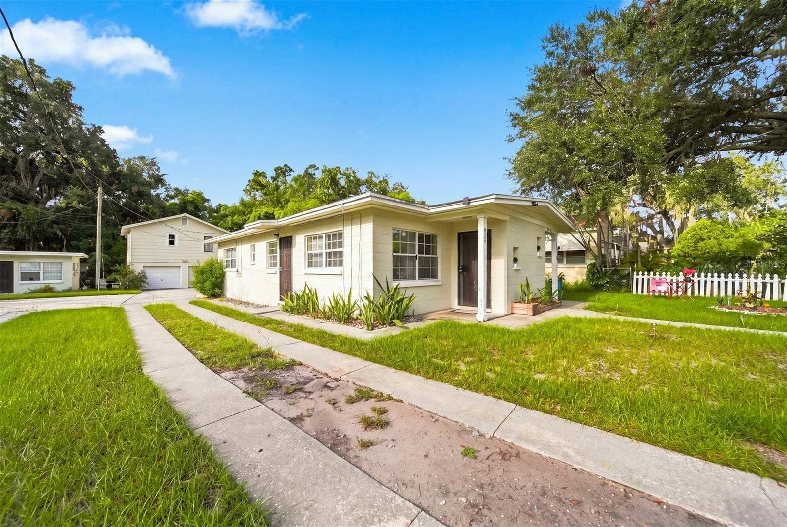 804 W CONCORD STREET, Orlando, FL 32805 804 W CONCORD STREET, Orlando, FL 32805