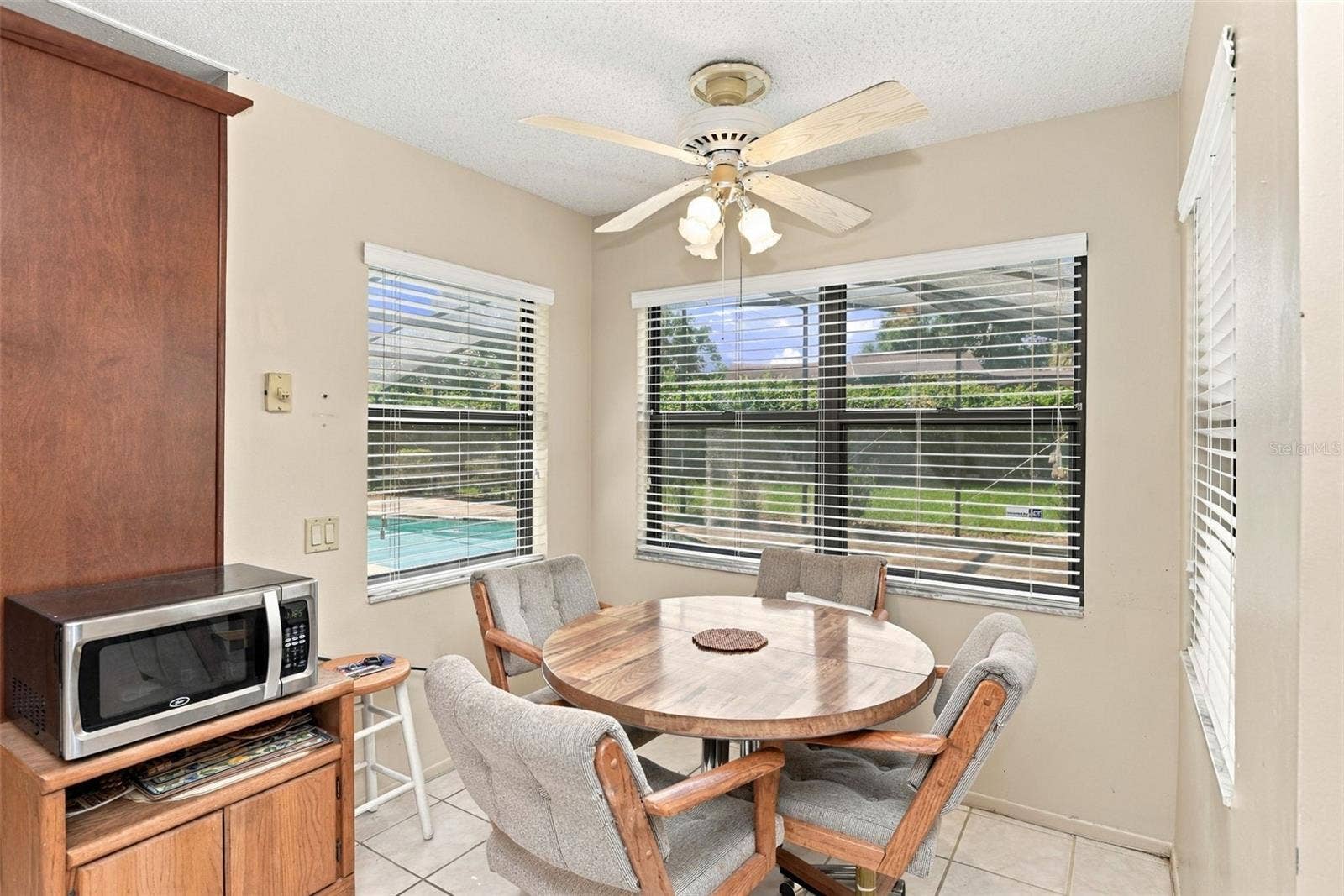 7201 MOSS LEAF LANE, Orlando, FL 32819 7201 MOSS LEAF LANE, Orlando, FL 32819