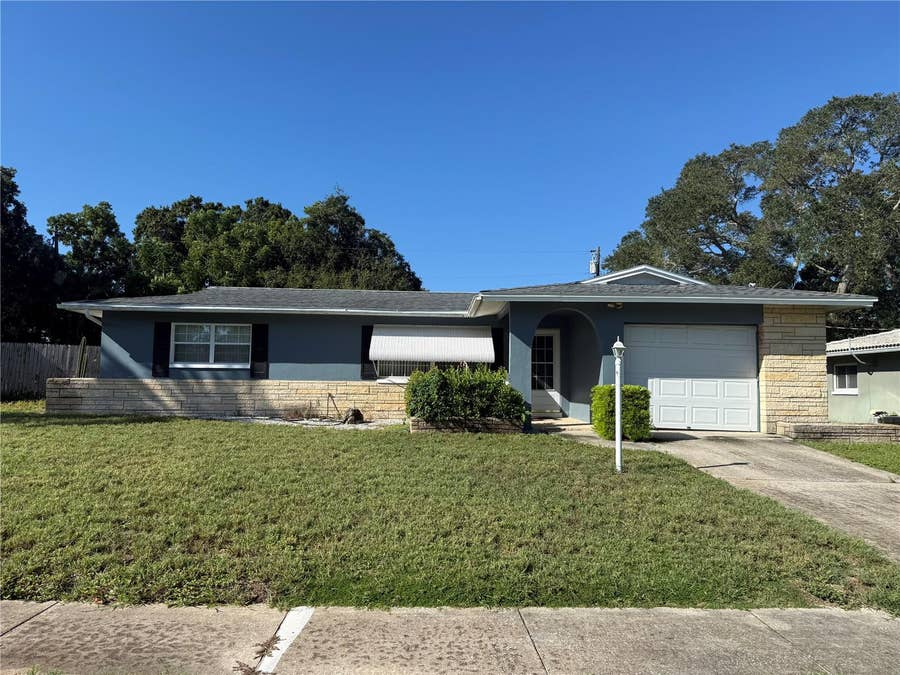 Property photo for 568 HILLCREST DRIVE, Largo, FL