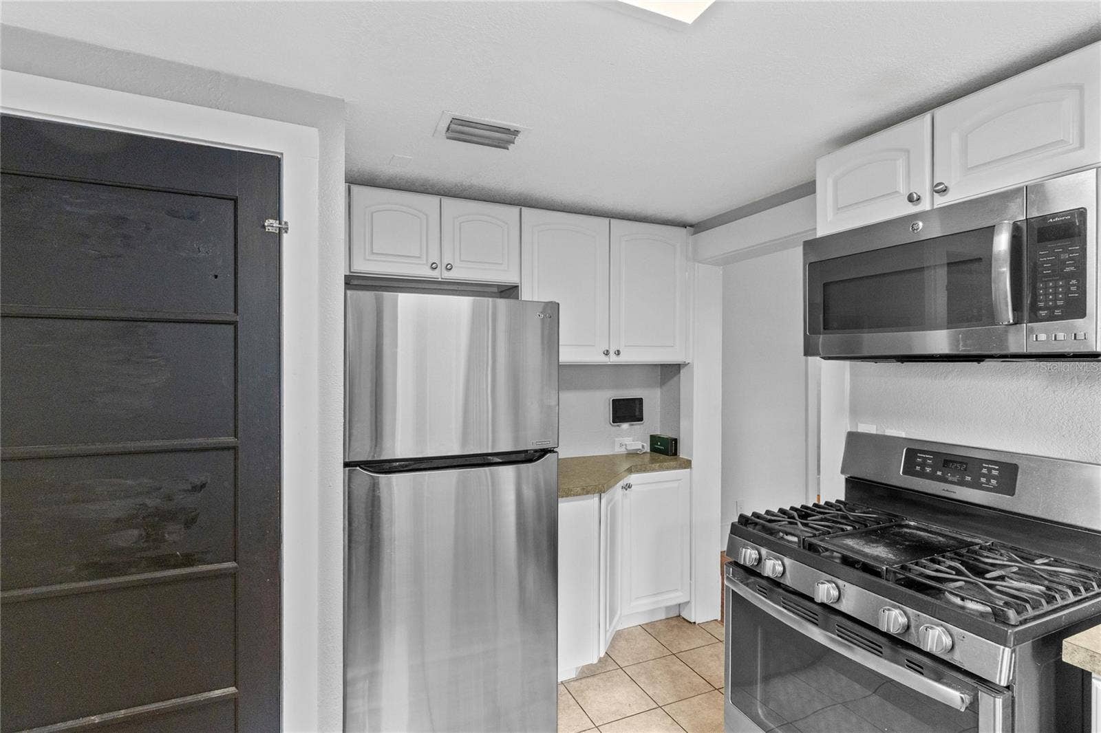 12 N FOREST AVENUE, Orlando, FL 32803 12 N FOREST AVENUE, Orlando, FL 32803