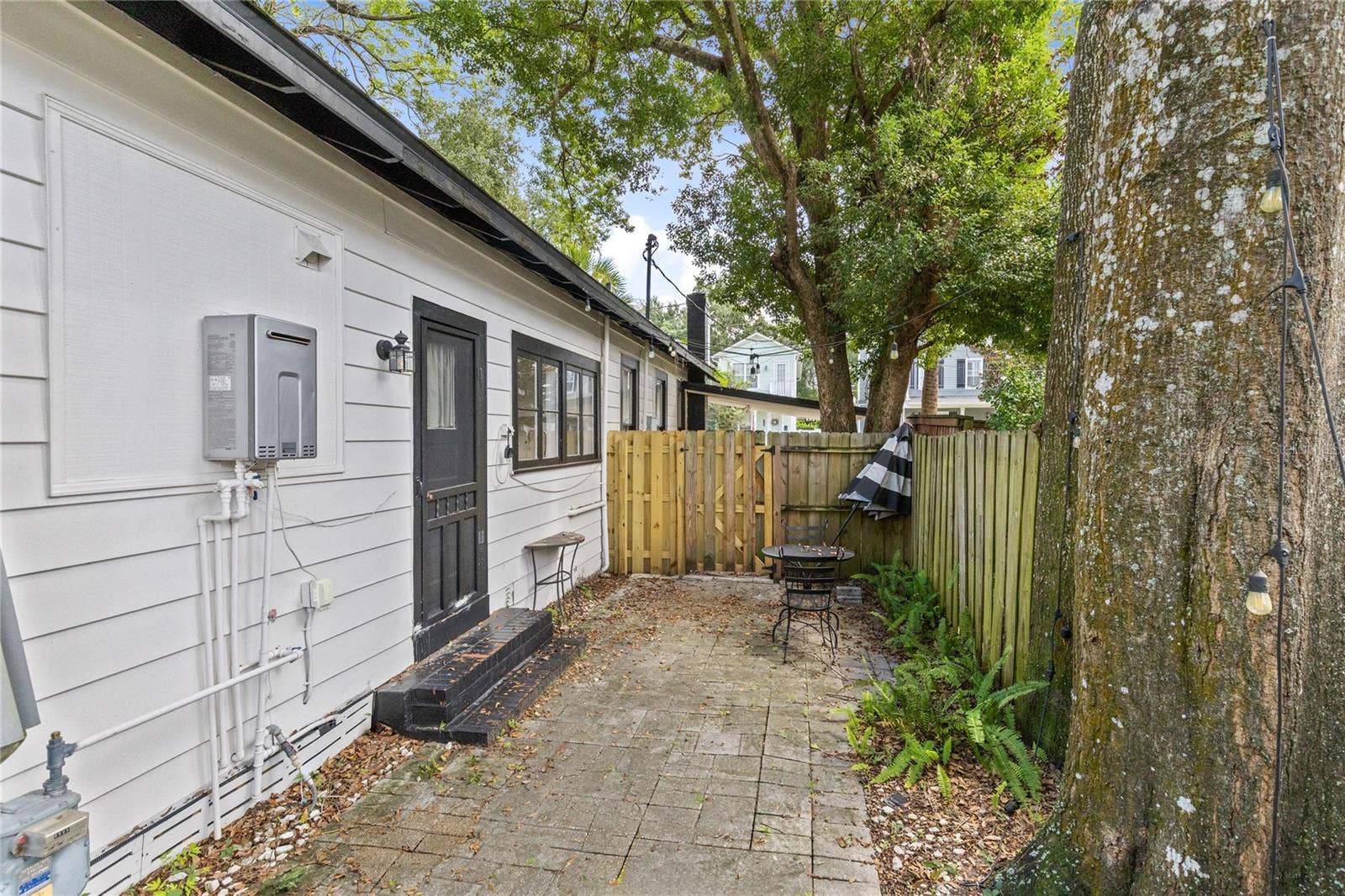 12 N FOREST AVENUE, Orlando, FL 32803 12 N FOREST AVENUE, Orlando, FL 32803