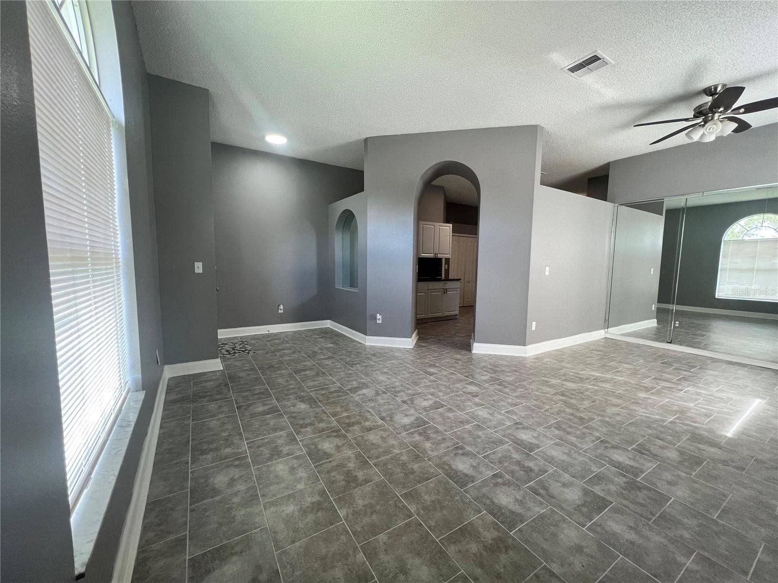 12834 WOODBURY GLEN DRIVE, Orlando, FL 32828 12834 WOODBURY GLEN DRIVE, Orlando, FL 32828