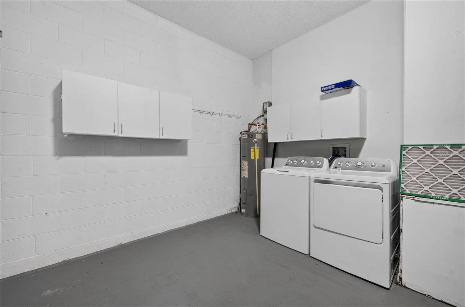 12834 WOODBURY GLEN DRIVE, Orlando, FL 32828 12834 WOODBURY GLEN DRIVE, Orlando, FL 32828