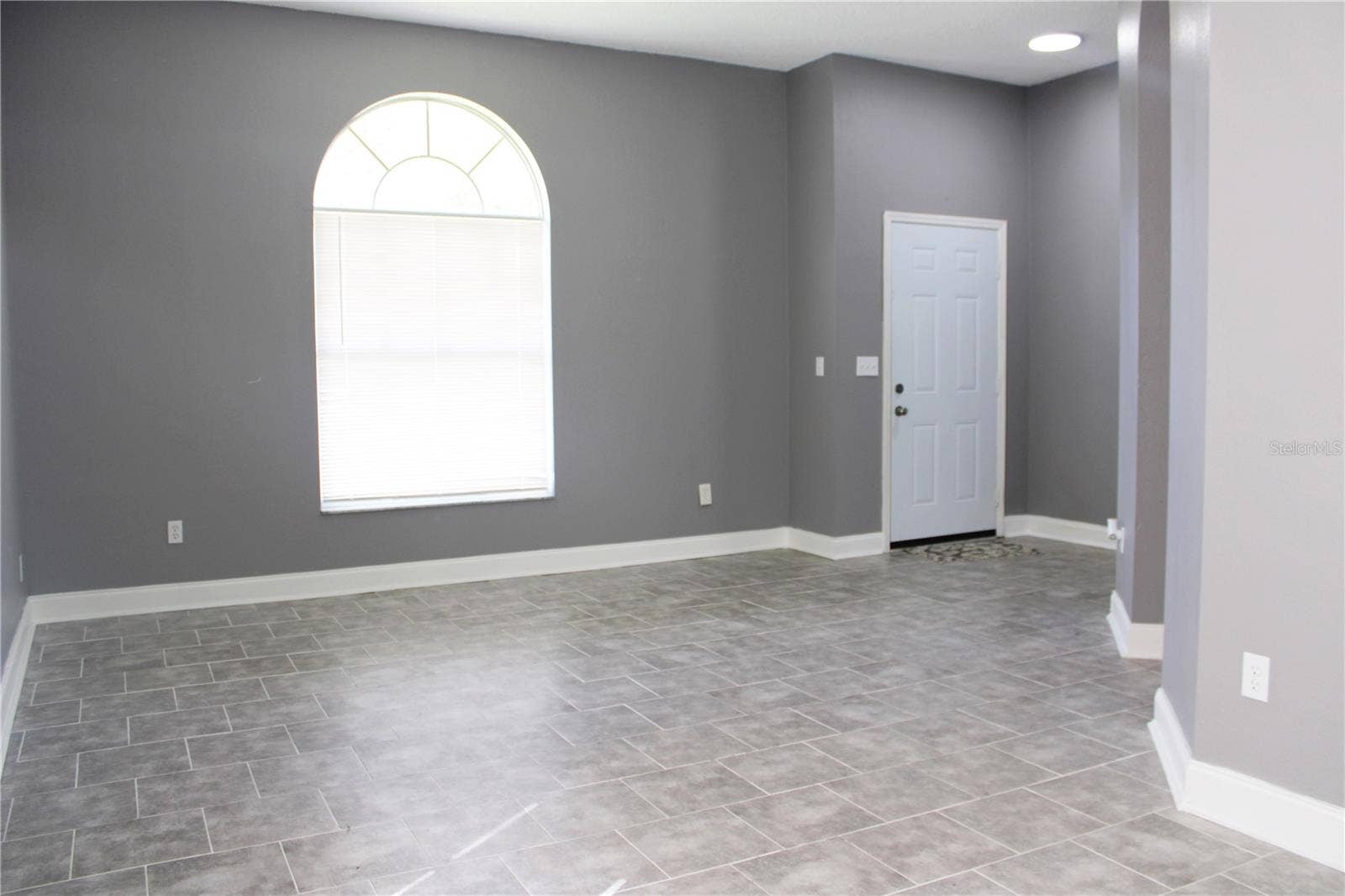 12834 WOODBURY GLEN DRIVE, Orlando, FL 32828 12834 WOODBURY GLEN DRIVE, Orlando, FL 32828