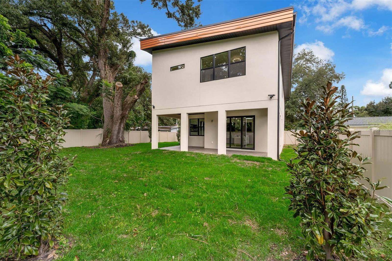 1910 CLOVERLAWN AVENUE, Orlando, FL 32806 1910 CLOVERLAWN AVENUE, Orlando, FL 32806