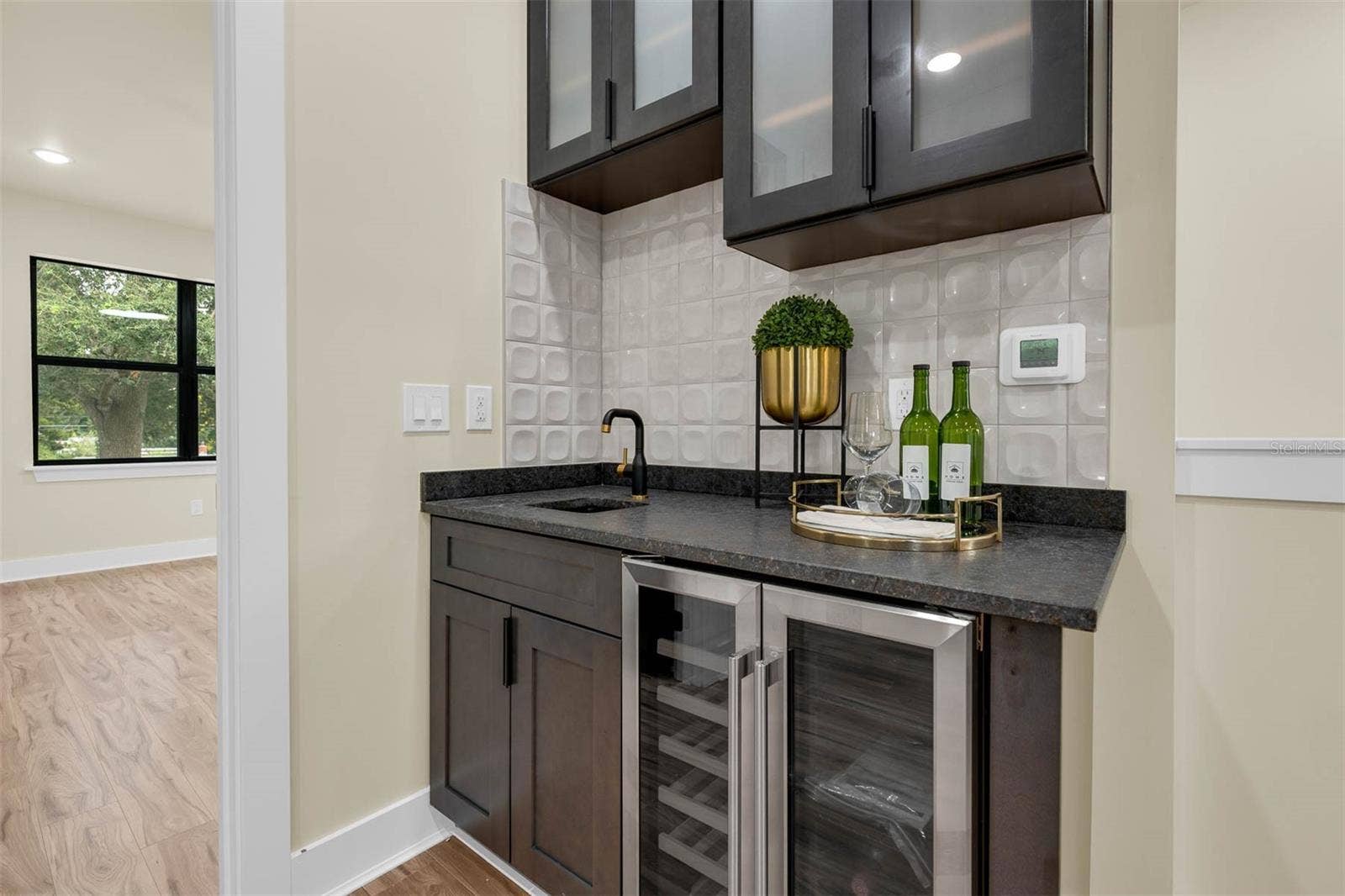 1910 CLOVERLAWN AVENUE, Orlando, FL 32806 1910 CLOVERLAWN AVENUE, Orlando, FL 32806