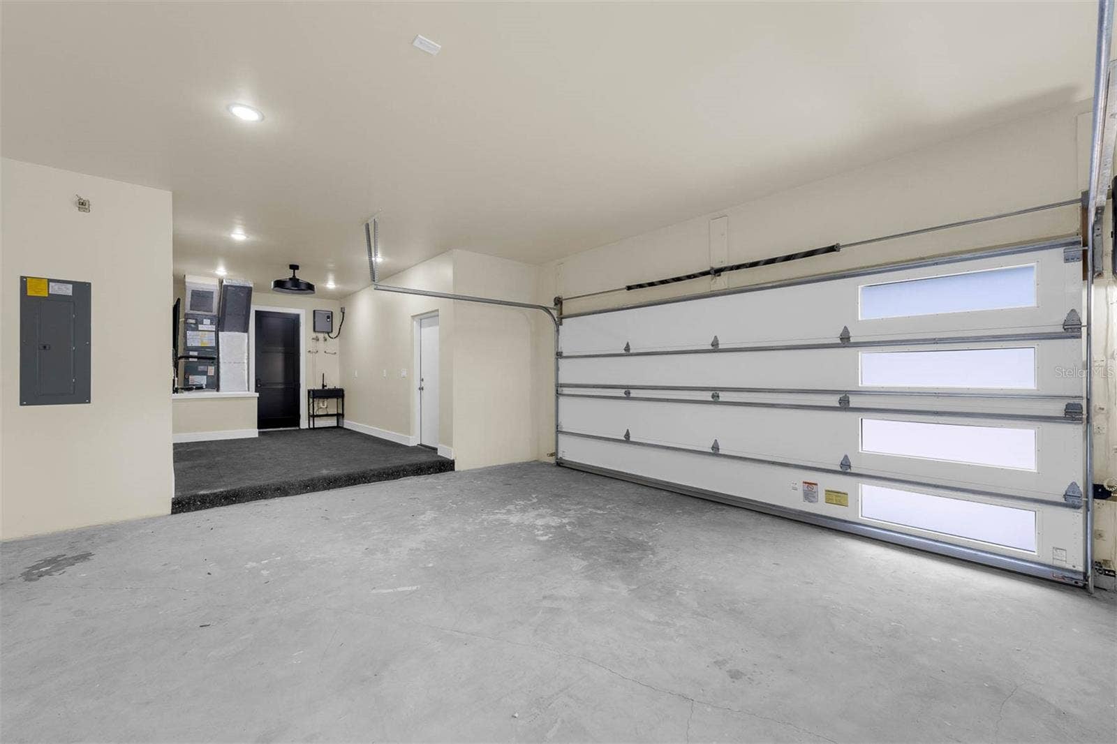 1910 CLOVERLAWN AVENUE, Orlando, FL 32806 1910 CLOVERLAWN AVENUE, Orlando, FL 32806