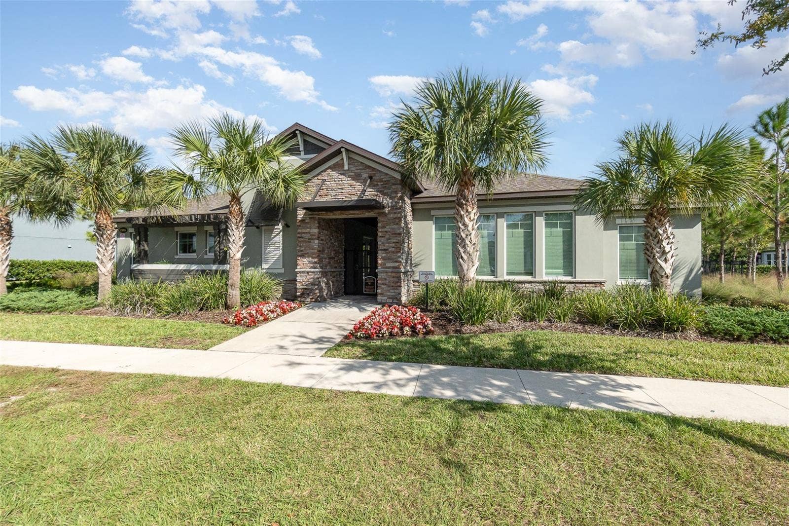 13557 PARKFIELD WAY, Winter Garden, FL 34787 Fitness Center and Pool
