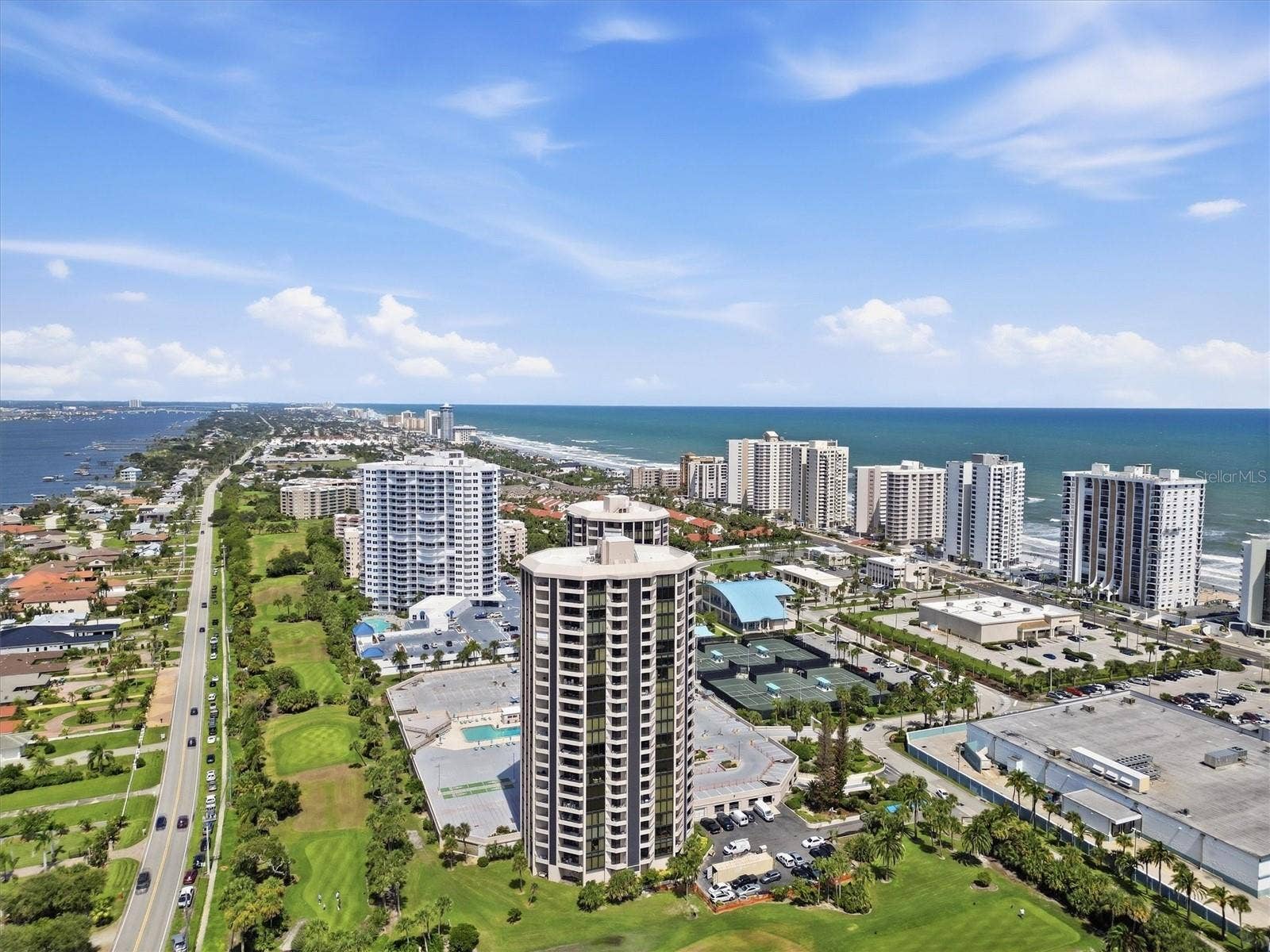 1 OCEANS WEST BOULEVARD, #8B1, Daytona Beach Shores, FL 32118