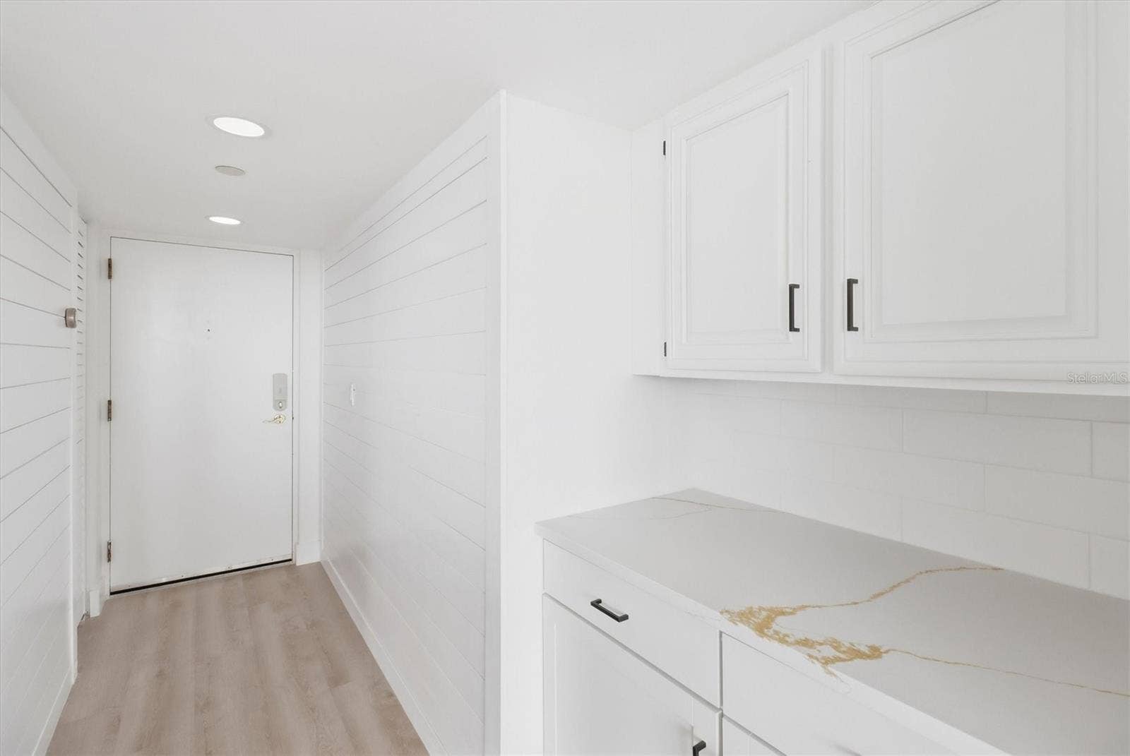 1 OCEANS WEST BOULEVARD, #8B1, Daytona Beach Shores, FL 32118