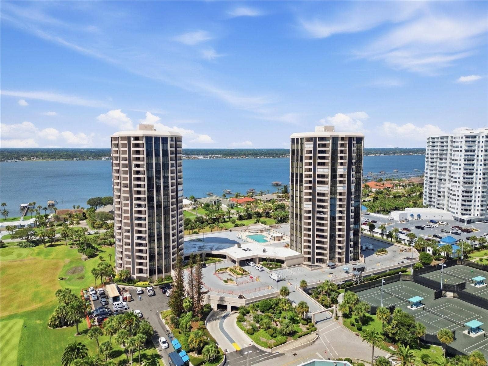 1 OCEANS WEST BOULEVARD, #8B1, Daytona Beach Shores, FL 32118