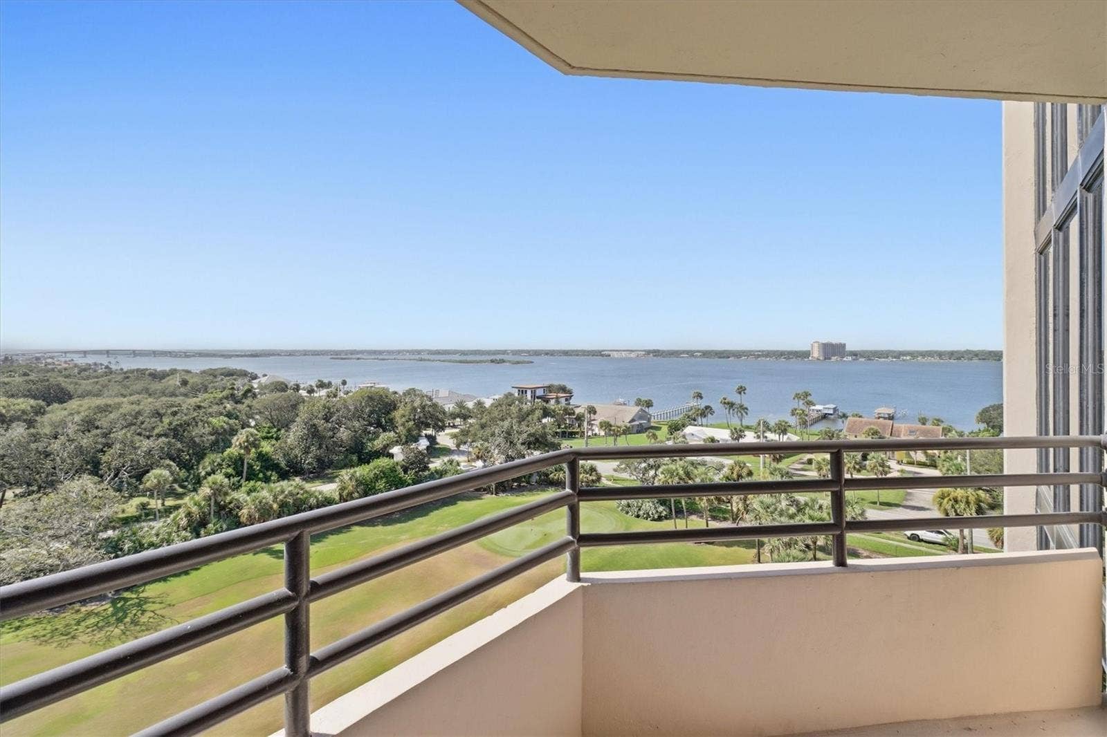 1 OCEANS WEST BOULEVARD, #8B1, Daytona Beach Shores, FL 32118