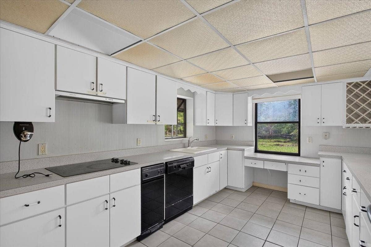 7317 NW 218TH AVENUE, Alachua, FL 32615 7317 NW 218TH AVENUE, Alachua, FL 32615