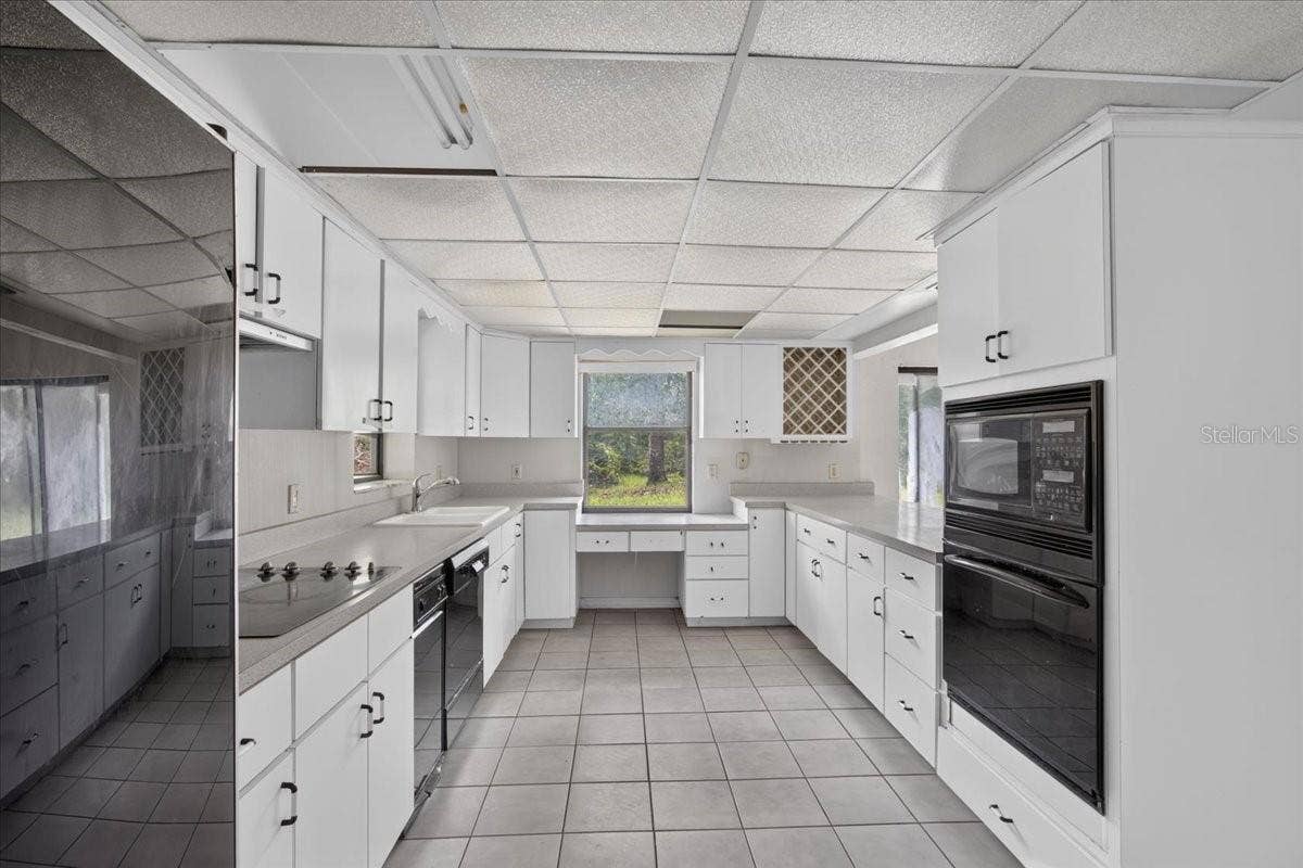 7317 NW 218TH AVENUE, Alachua, FL 32615 7317 NW 218TH AVENUE, Alachua, FL 32615