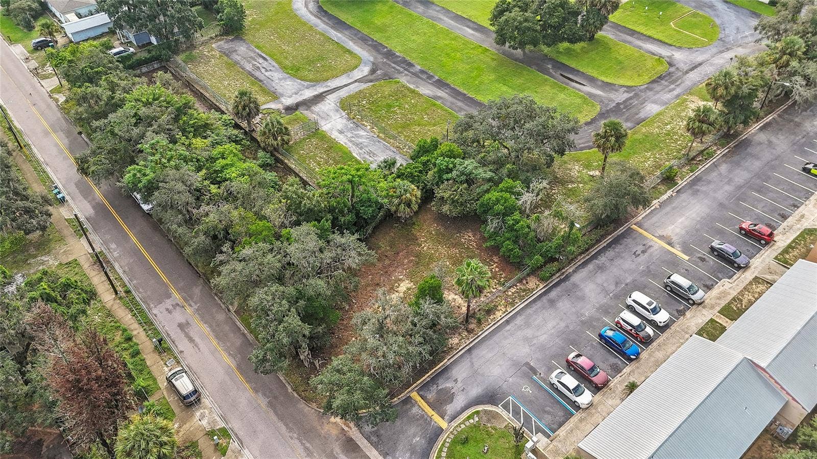 1500 E MCDONALD AVENUE, Eustis, FL 32726 1500 E MCDONALD AVENUE, Eustis, FL 32726