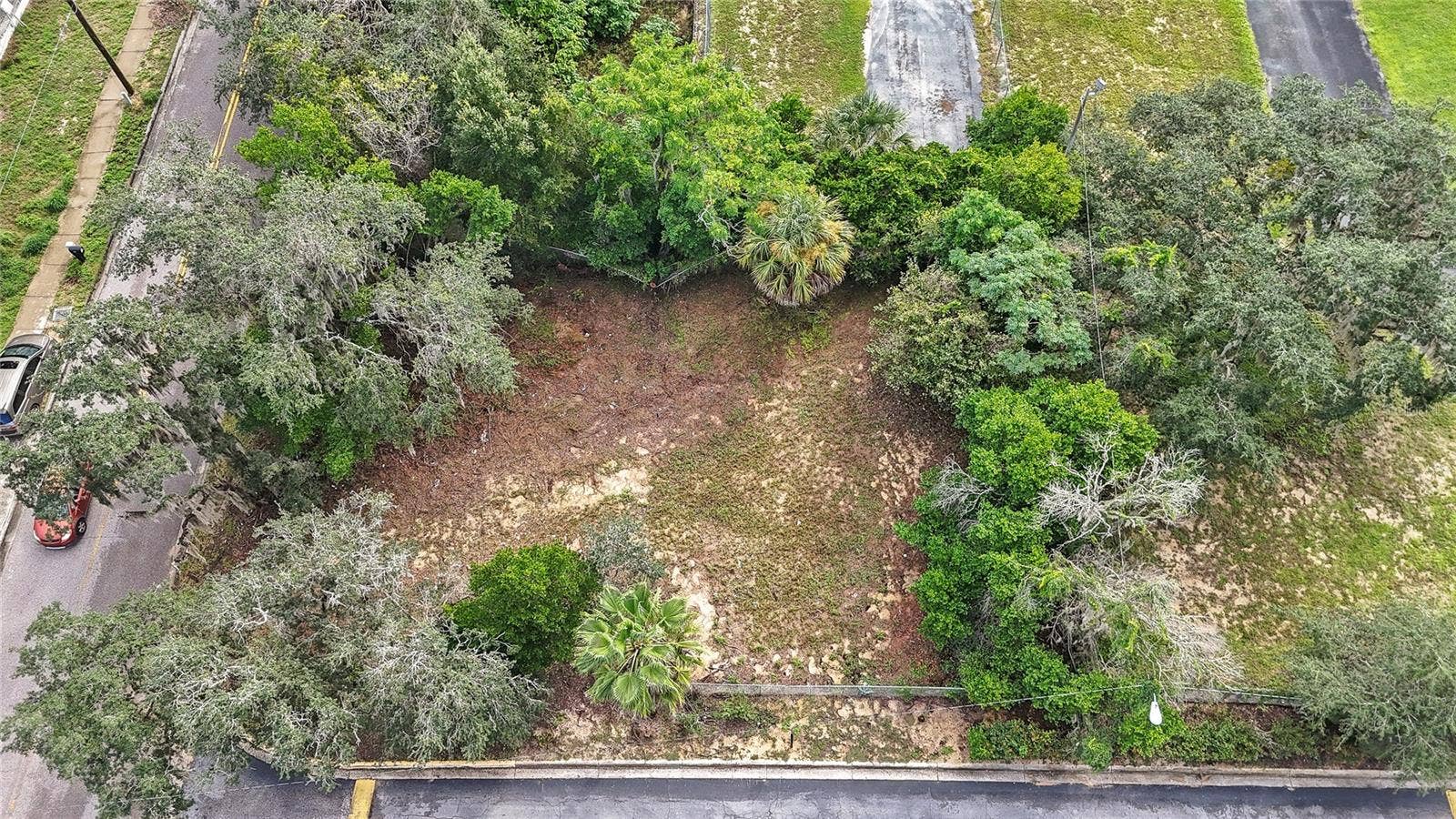 1500 E MCDONALD AVENUE, Eustis, FL 32726 1500 E MCDONALD AVENUE, Eustis, FL 32726