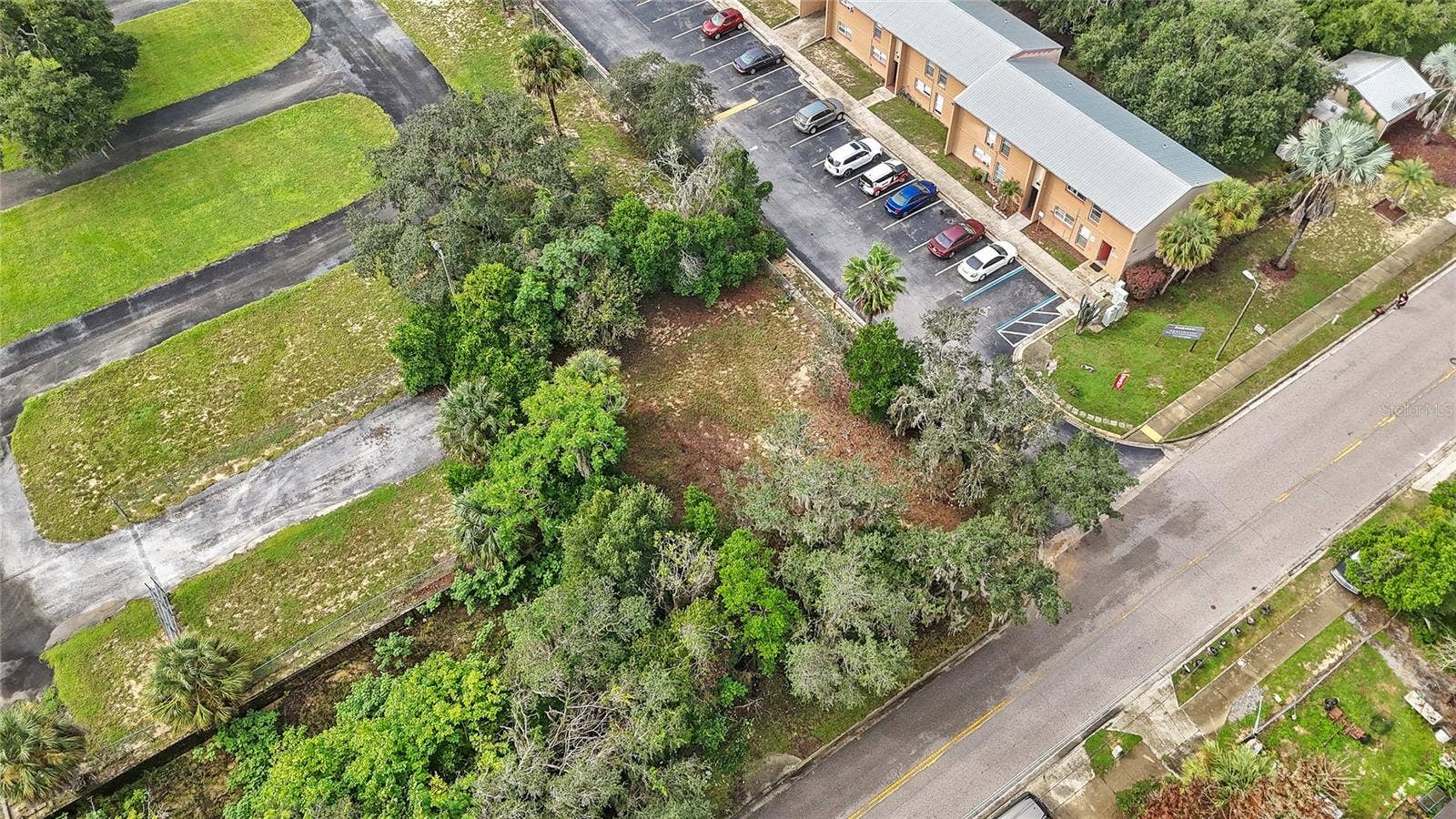 1500 E MCDONALD AVENUE, Eustis, FL 32726 1500 E MCDONALD AVENUE, Eustis, FL 32726