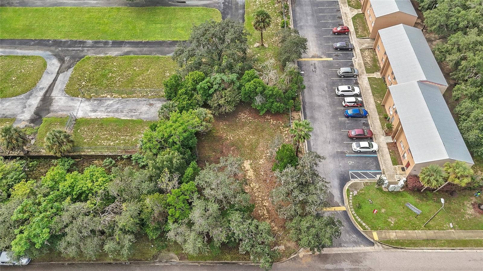 1500 E MCDONALD AVENUE, Eustis, FL 32726 1500 E MCDONALD AVENUE, Eustis, FL 32726