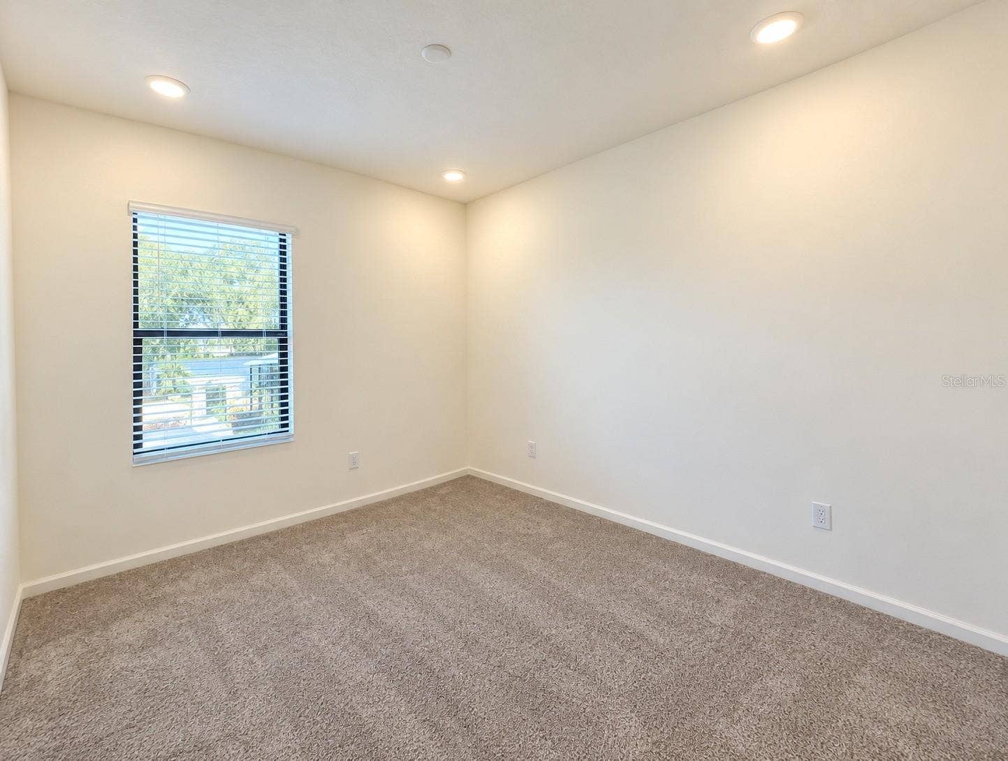 10592 EBB TIDE LANE, Orlando, FL 32821 10592 EBB TIDE LANE, Orlando, FL 32821