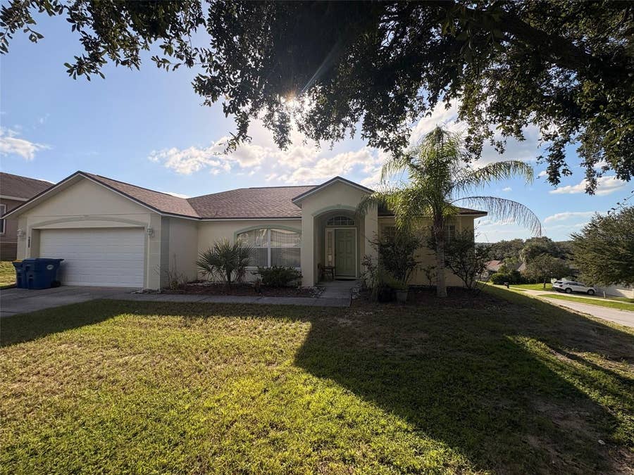 Property photo for 608 GENTLE BREEZE DRIVE, Minneola, FL
