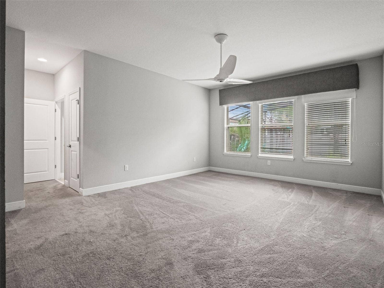 8468 MOREHOUSE DRIVE, Orlando, FL 32836 8468 MOREHOUSE DRIVE, Orlando, FL 32836