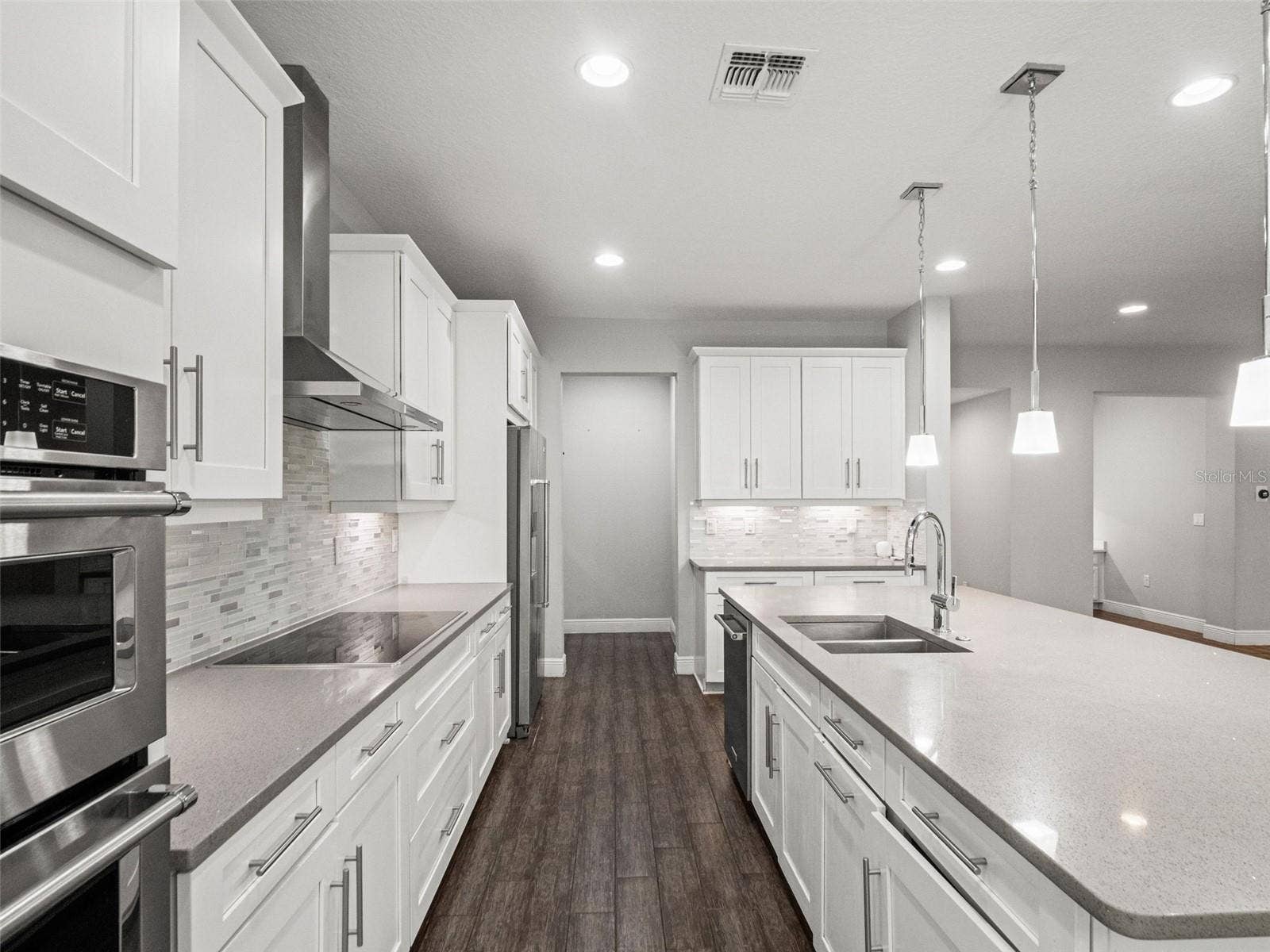 8468 MOREHOUSE DRIVE, Orlando, FL 32836 8468 MOREHOUSE DRIVE, Orlando, FL 32836
