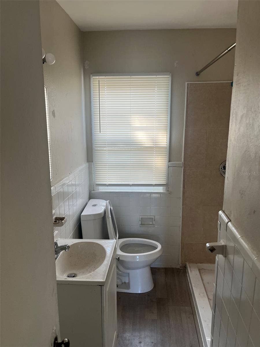 341 FAIRVIEW AVENUE, Daytona Beach, FL 32114 341 FAIRVIEW AVENUE, Daytona Beach, FL 32114