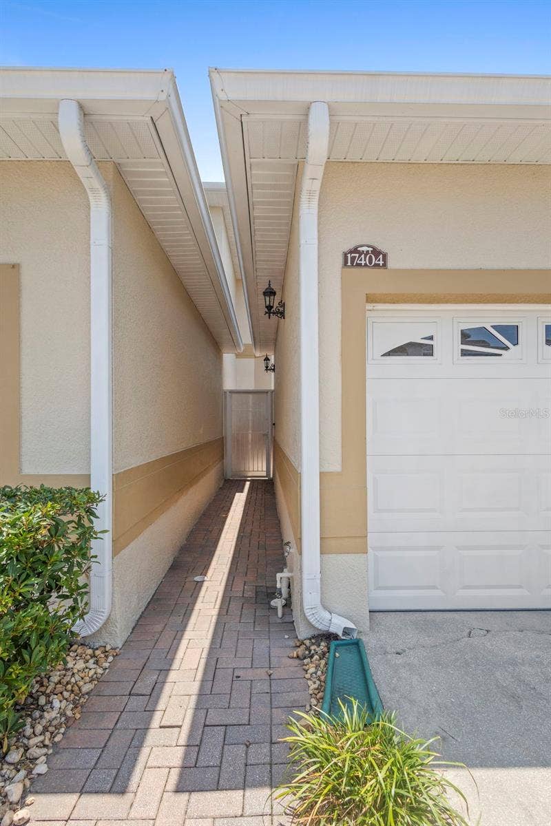 17404 CHATEAU PINE WAY, Clermont, FL 34711 17404 CHATEAU PINE WAY, Clermont, FL 34711