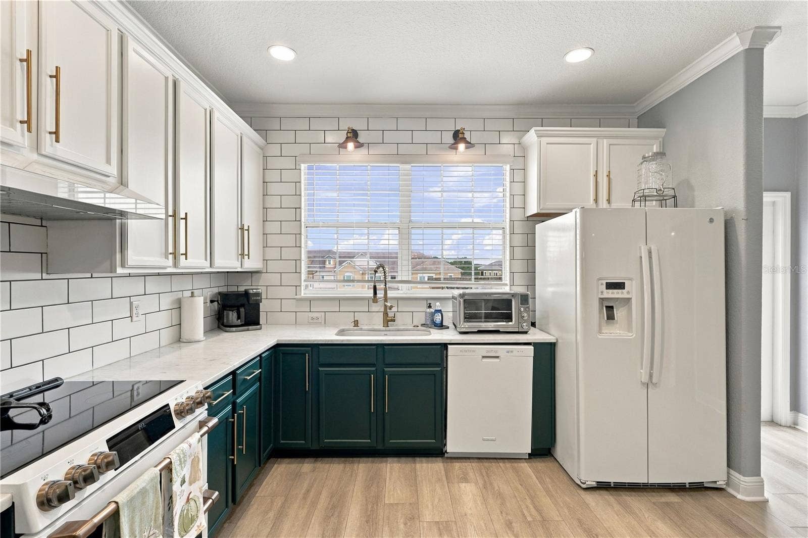 17404 CHATEAU PINE WAY, Clermont, FL 34711 17404 CHATEAU PINE WAY, Clermont, FL 34711