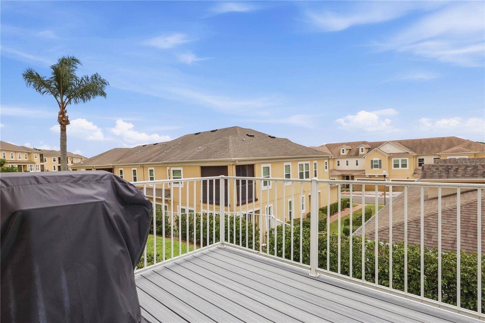 17404 CHATEAU PINE WAY, Clermont, FL 34711 17404 CHATEAU PINE WAY, Clermont, FL 34711