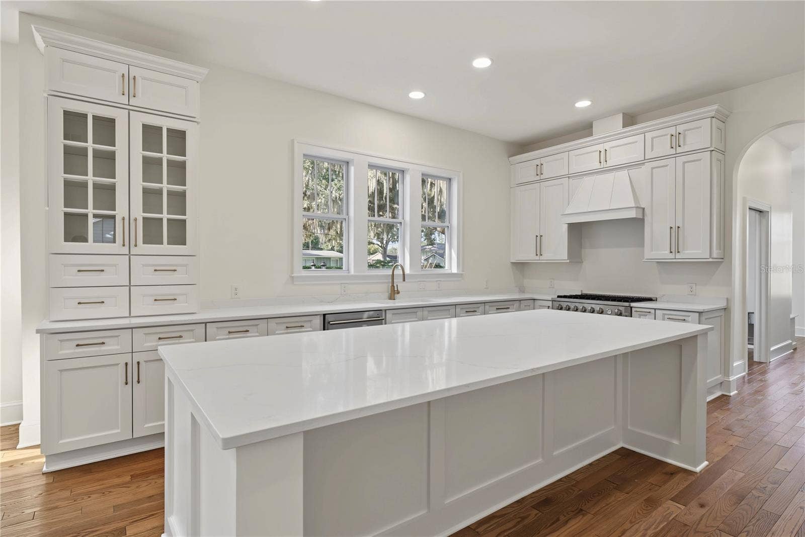 206 N HIGHLAND AVENUE, Winter Garden, FL 34787 206 N HIGHLAND AVENUE, Winter Garden, FL 34787
