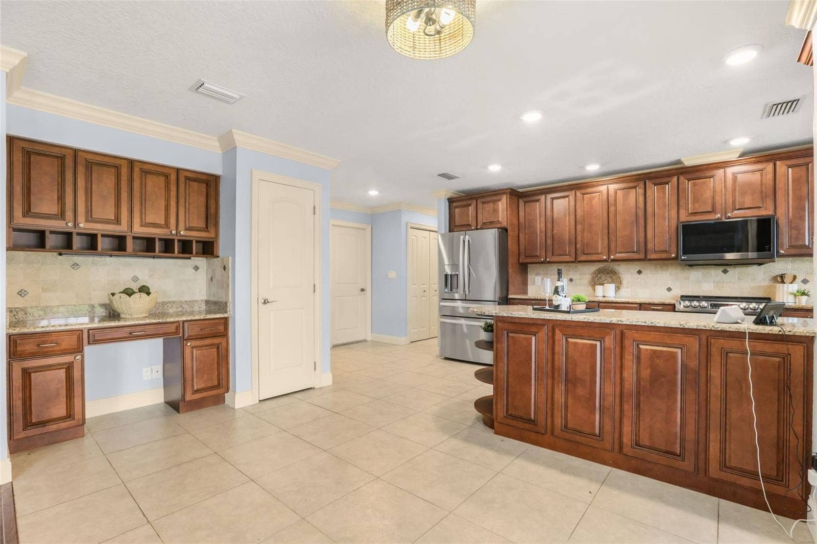 382 FOREST PARK CIRCLE, Longwood, FL 32779