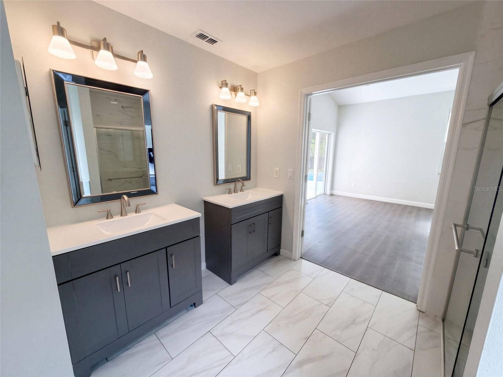 2772 RIVER RIDGE DRIVE, Orlando, FL 32825 2772 RIVER RIDGE DRIVE, Orlando, FL 32825