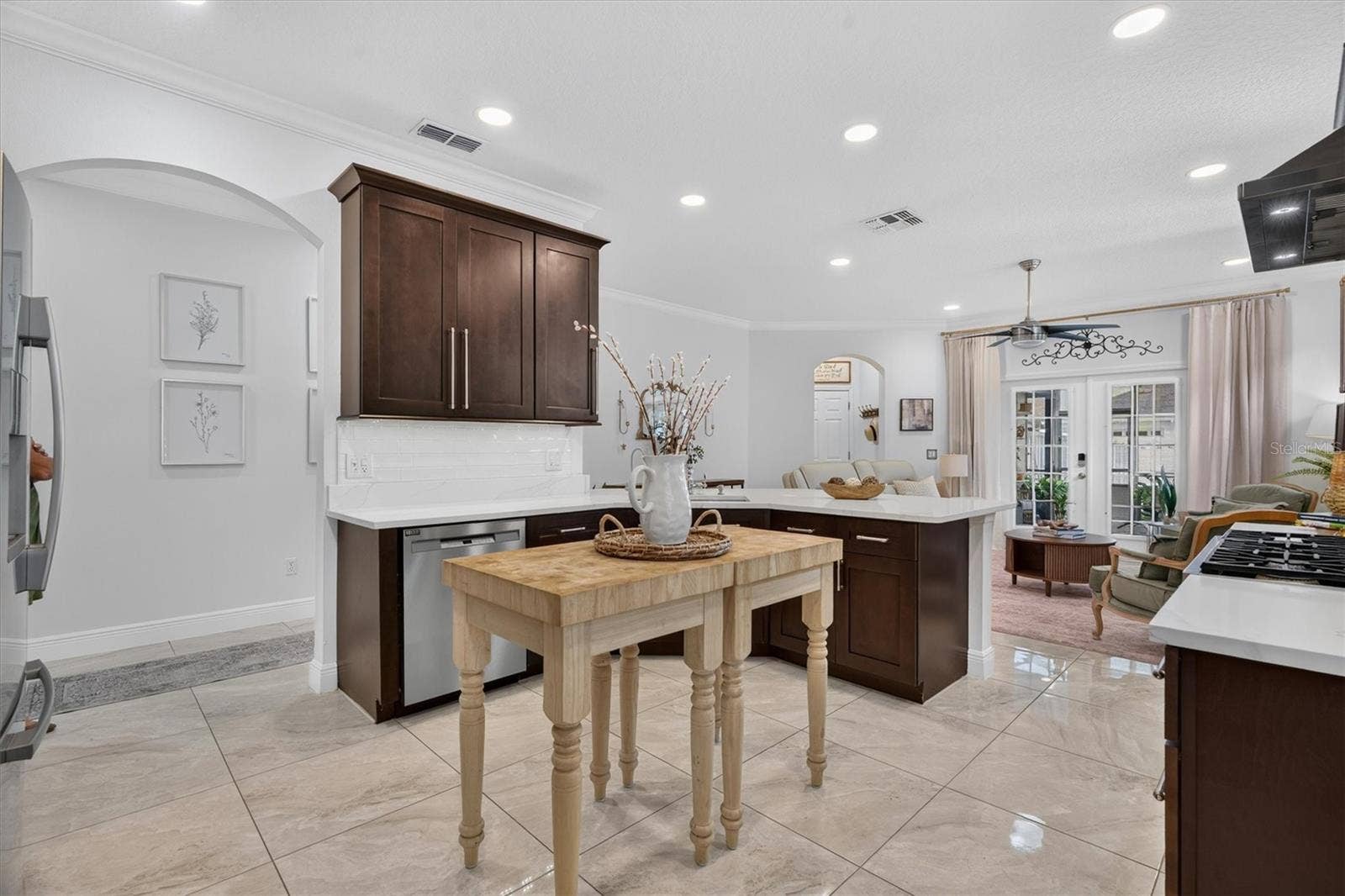 14661 TANJA KING BOULEVARD, Orlando, FL 32828 14661 TANJA KING BOULEVARD, Orlando, FL 32828