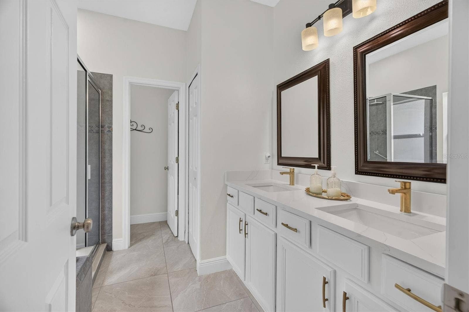 14661 TANJA KING BOULEVARD, Orlando, FL 32828 14661 TANJA KING BOULEVARD, Orlando, FL 32828