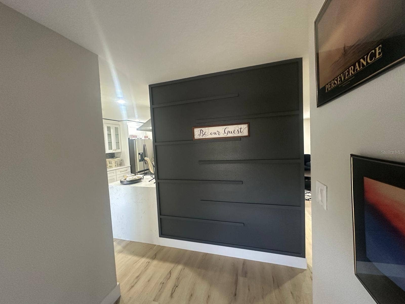 266 N RANGER BOULEVARD, Winter Park, FL 32792 Foyer Accent Wall
