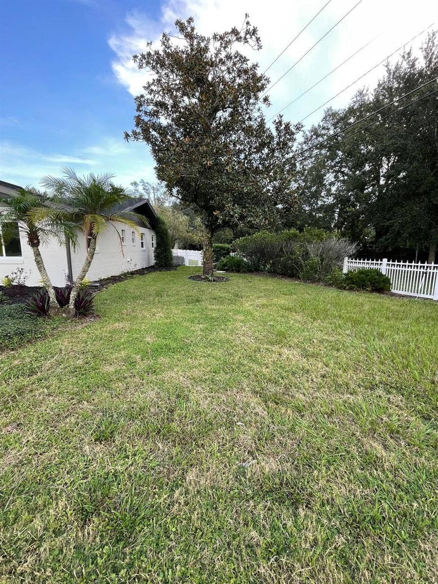 266 N RANGER BOULEVARD, Winter Park, FL 32792 Front Yard/Side