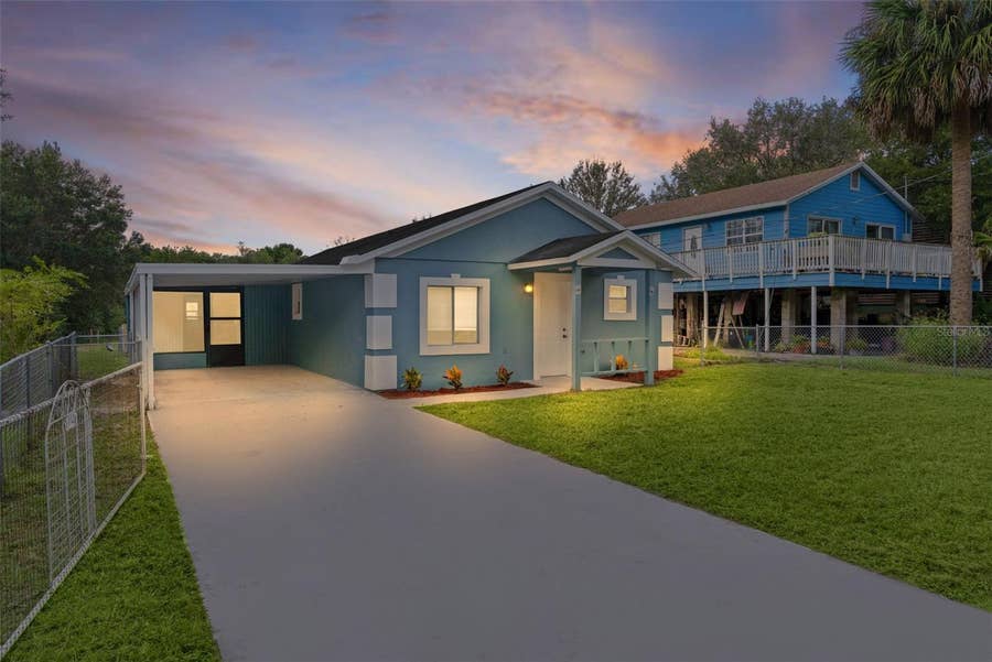 Property photo for 31128 LOCHMORE CIRCLE, Mount Plymouth, FL