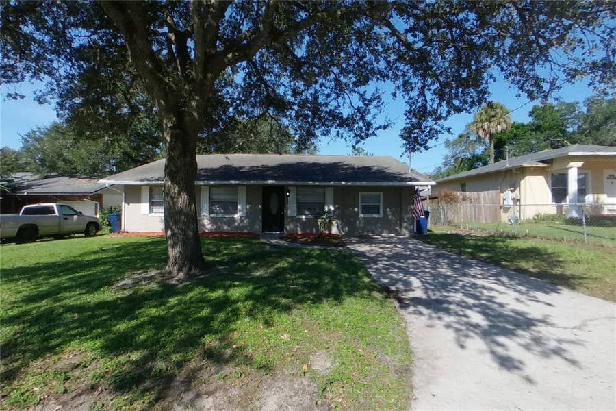 Property photo for Tampa, FL