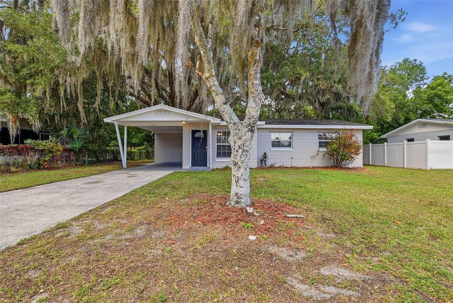Property photo for 1317 BRAEBURY DRIVE, Leesburg, FL