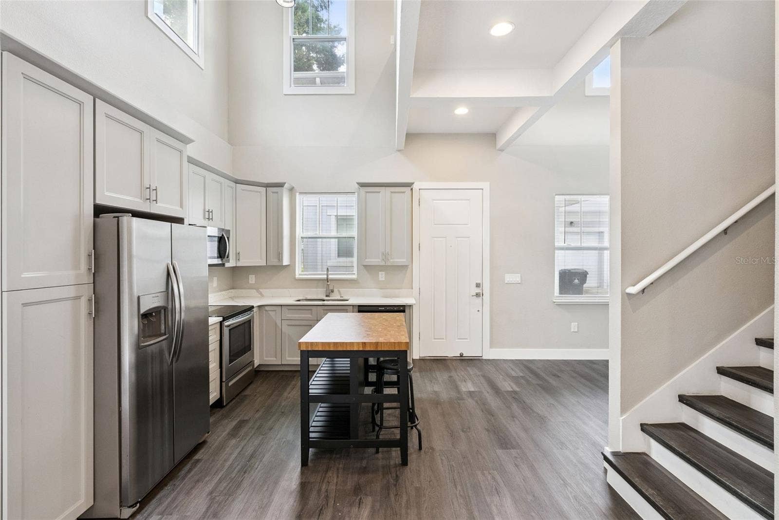 2411 AMHERST AVENUE, Orlando, FL 32804