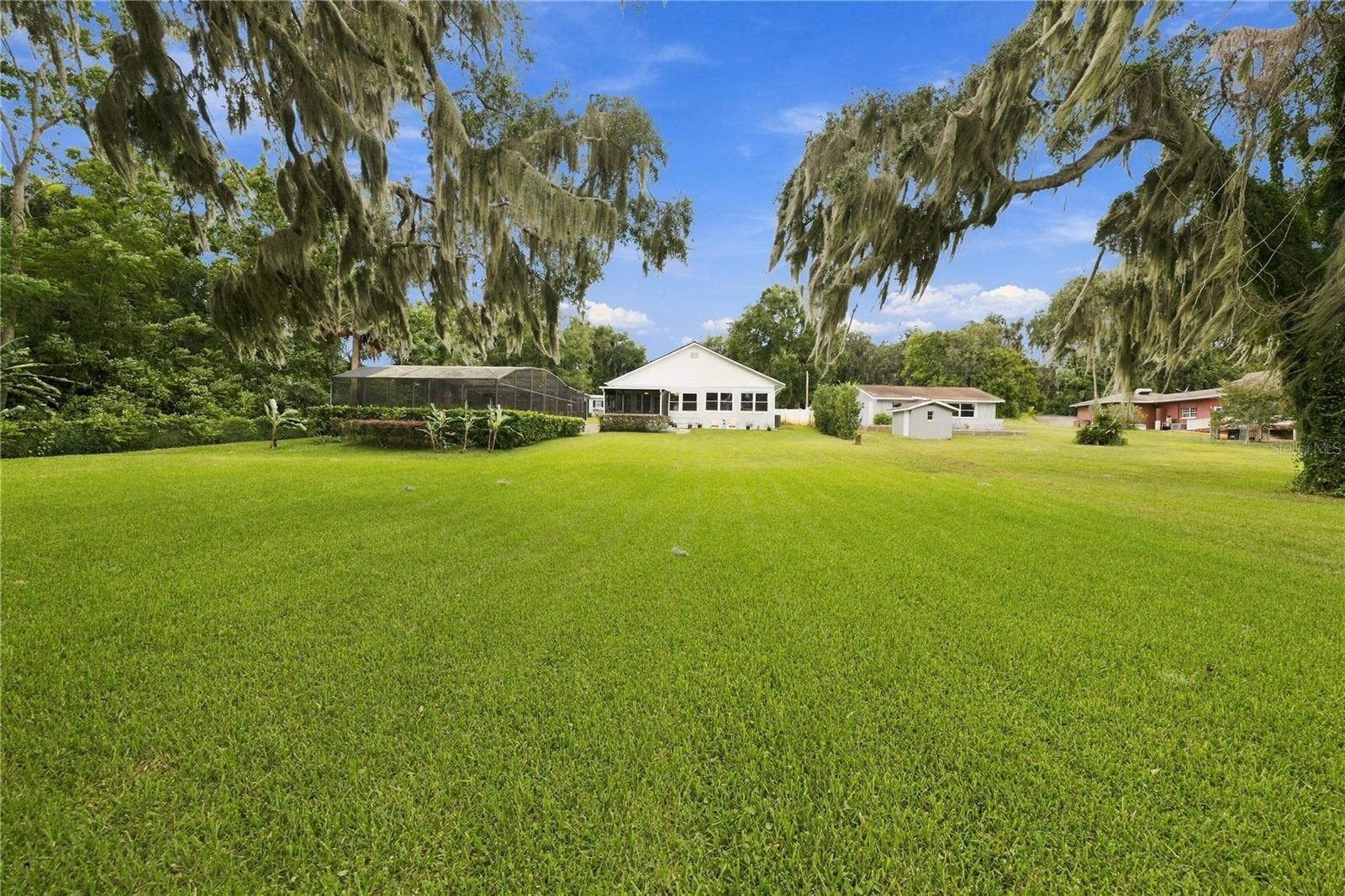 2314 N GRIFFIN DRIVE, Leesburg, FL 34748 2314 N GRIFFIN DRIVE, Leesburg, FL 34748