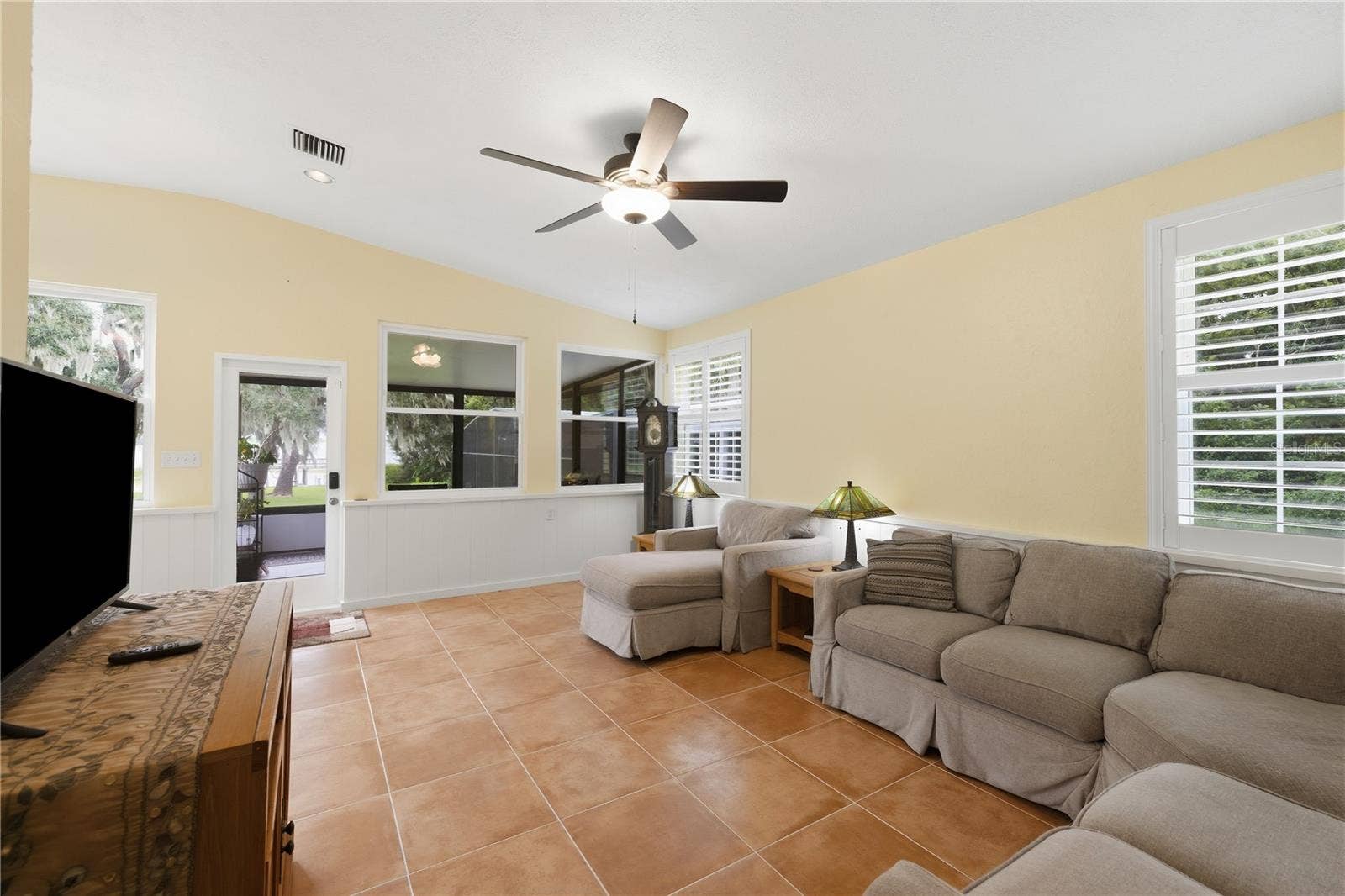 2314 N GRIFFIN DRIVE, Leesburg, FL 34748 Family Room