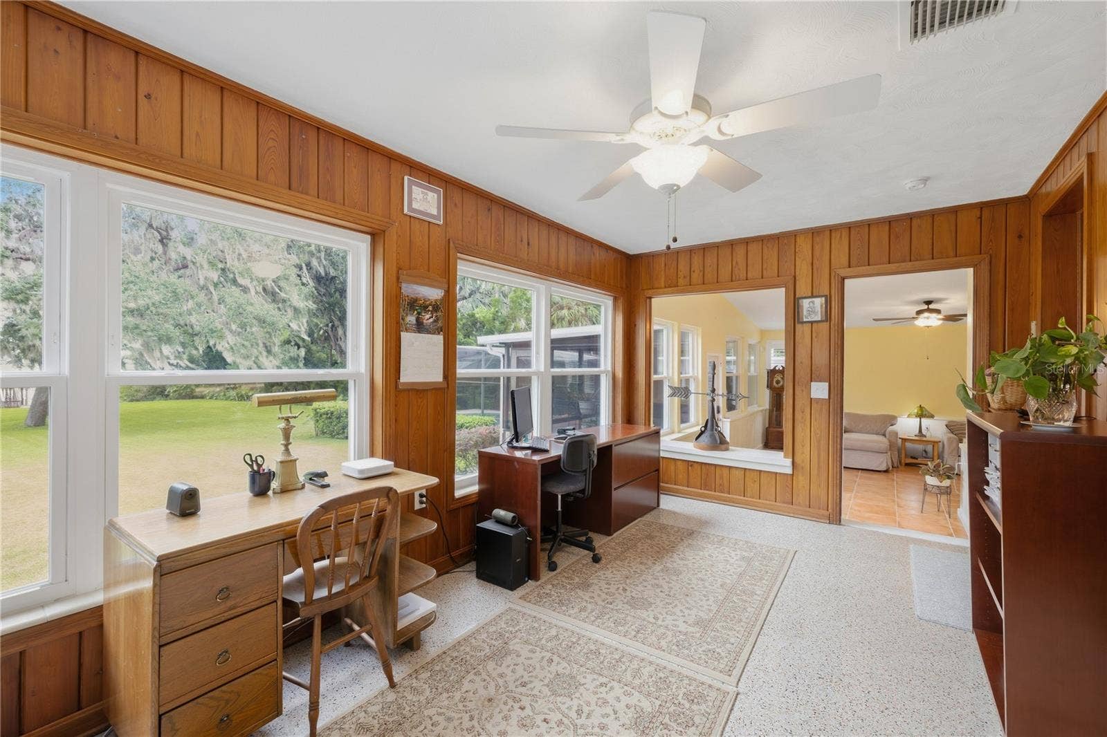 2314 N GRIFFIN DRIVE, Leesburg, FL 34748 Florida Room