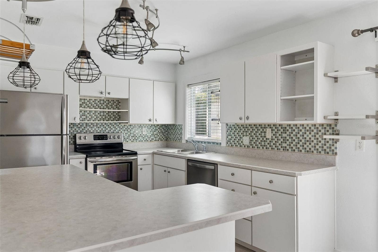 2 ROBBEN TERRACE, Daytona Beach, FL 32118